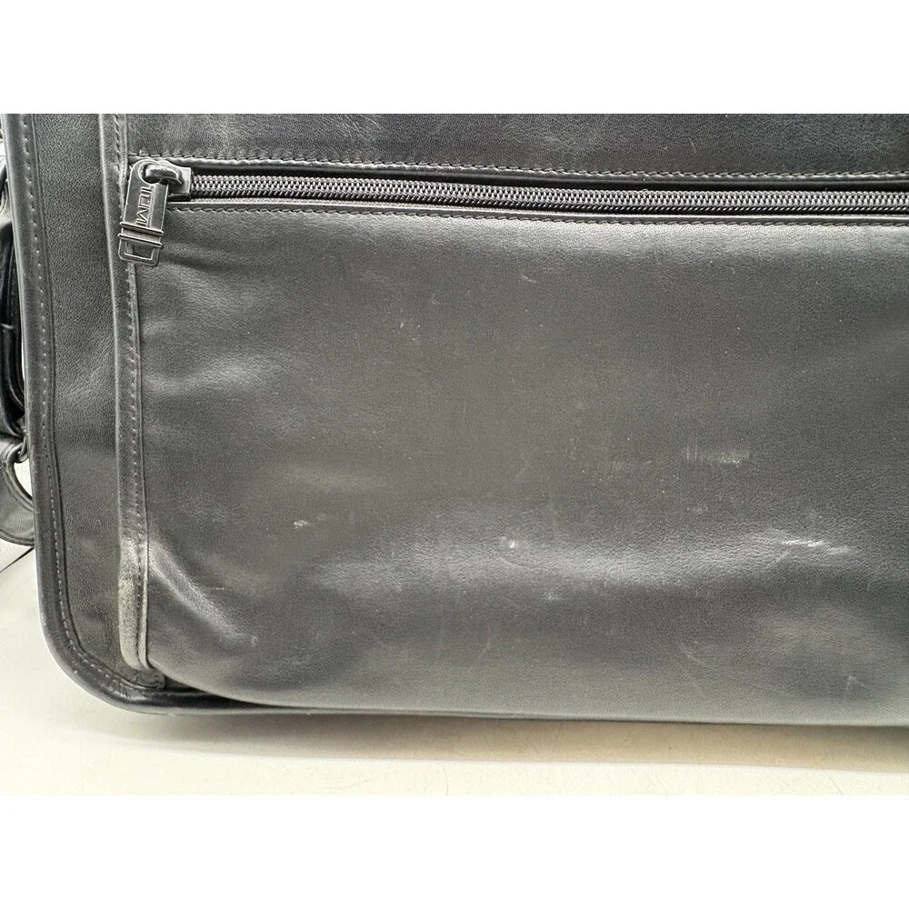 TUMI Alpha Black Leather Briefcase Laptop Messenger Bag 6”x13”x17.5”